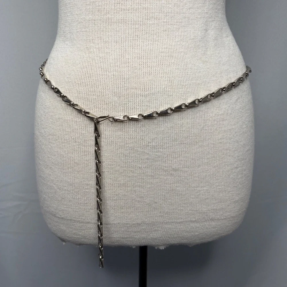 Vintage Silver Tone Geometric Link Chain Belt Adjustable Y2K Modernist 41.5 Inch